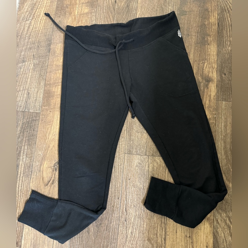 Free People Cropped Joggers, Black Size Extra Small. Drawstring Waistband